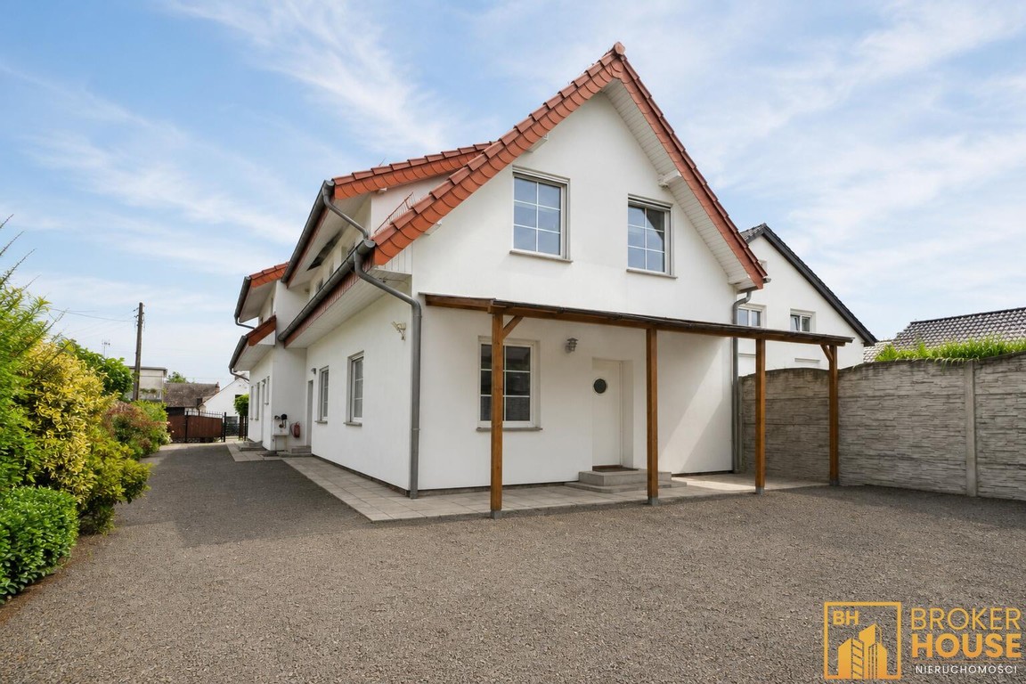 Dom wielorodzinny Komprachcice - Widok 3