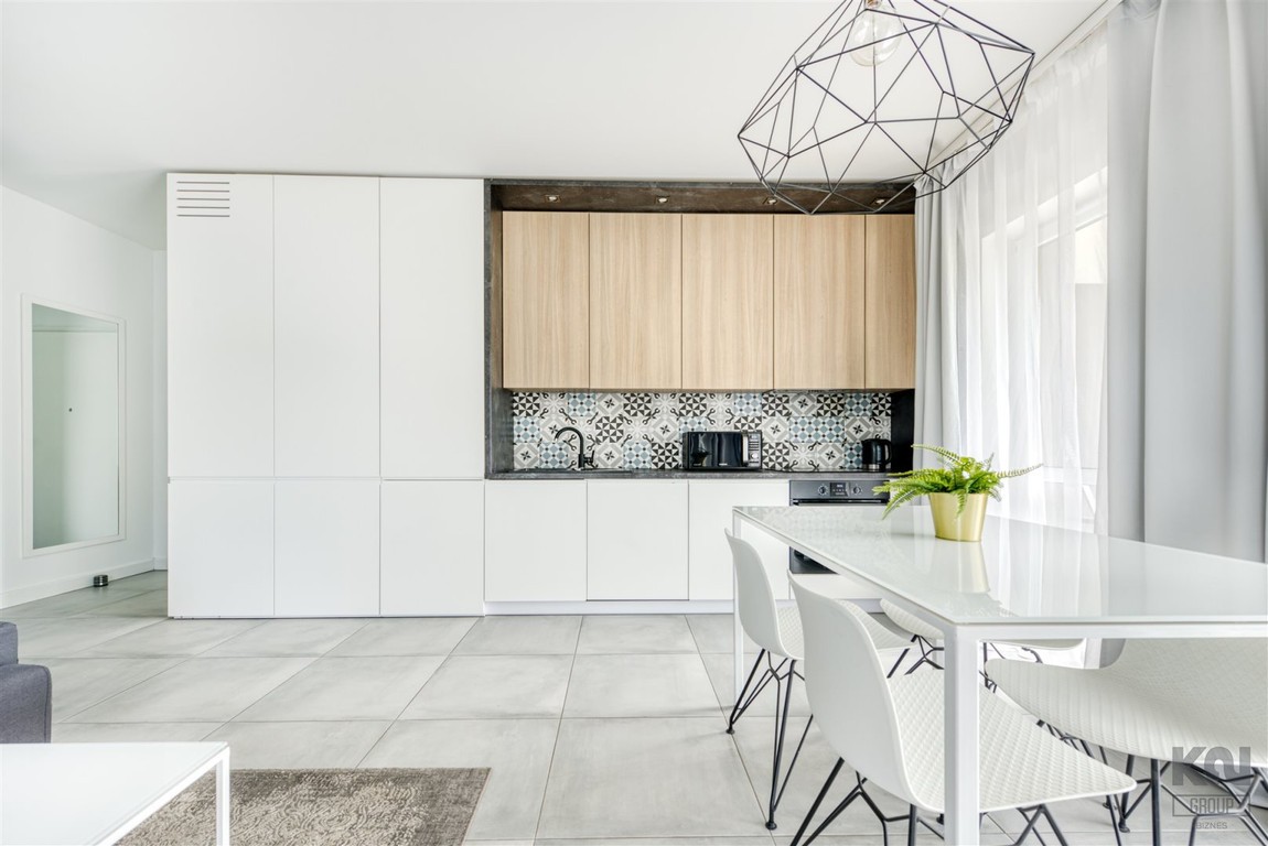 Ładny apartament z parkingiem i komórką - Ilumino - Widok 5