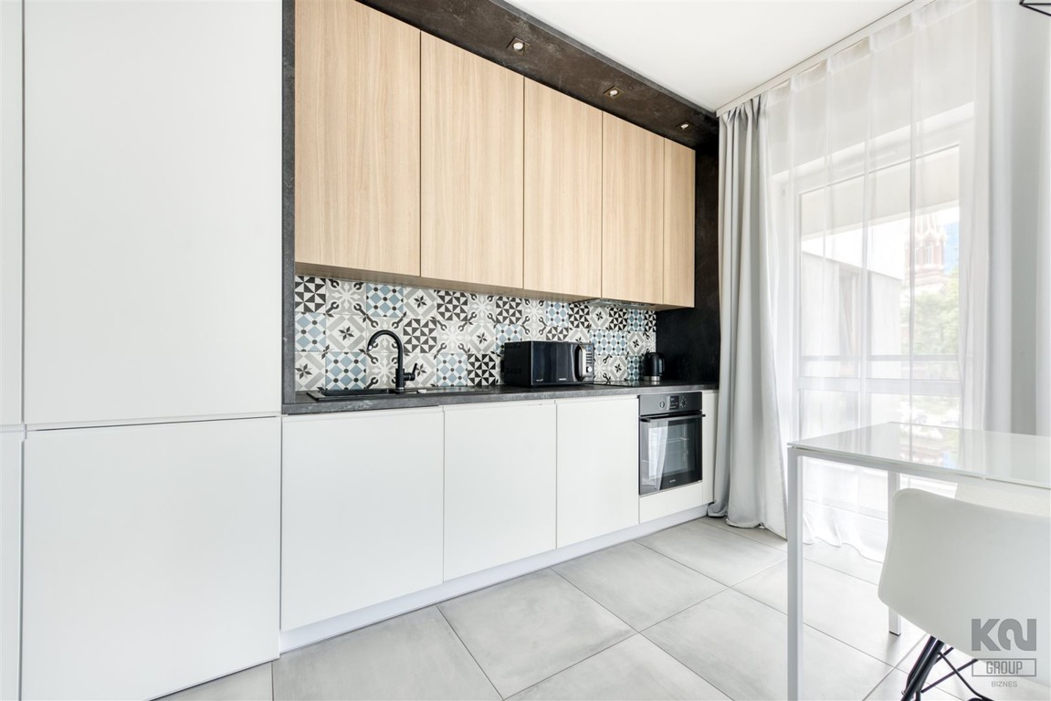 Ładny apartament z parkingiem i komórką - Ilumino - Widok 6