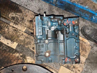 Kubota d722 blok cylindrów-1