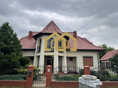 Komfortowy dom w Nochowie na dużej działce!-1