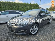 Opel Astra J 12.2015 r. / Klimatyzacja / Tempomat / 6 Biegów / Czujniki parkowani