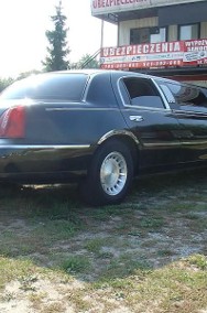 Lincoln Town Car III Limuzyna 9m 9 os. 4,6 V8 Limited Edition Executive Series-2