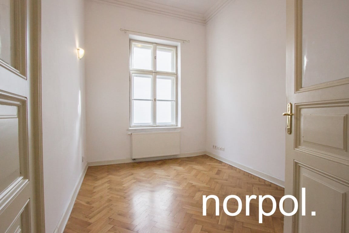 Mieszkanie 230 m², 6 pokoi, 3 łazienki, przy Plantach, Stare Miasto, Kraków - Więcej