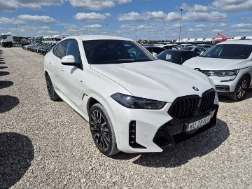 BMW X6 G06