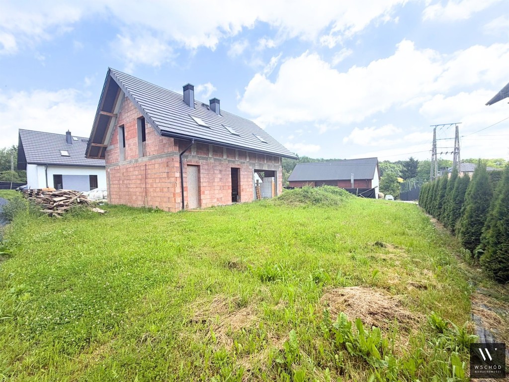 Dom wolnostojący| działka 7ar |6 pokoi | garaż - Widok 5