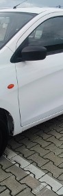 Pięć drzwi, mały ekonomiczny maluch.-4