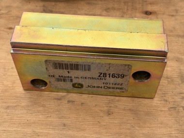 John Deere 7200 7250 7300 7350 7400 7500 7550 7700 7800 Prowadnica Z81639 HXE31059-2