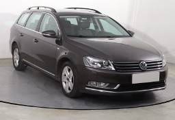 Volkswagen Passat B7 , Salon Polska, DSG, Navi, Xenon, Bi-Xenon, Klimatronic,