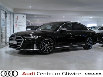 Audi S8 IV (D5) Oś skrętna Pneumatyka Akt Tempomat HUD B&O Dociągi Masaże Wentylacja