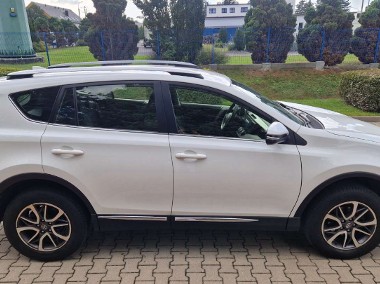 Toyota RAV 4 V-1
