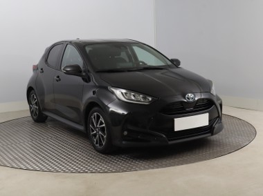 Toyota Yaris IV , Salon Polska, 1. Właściciel, Automat, VAT 23%, Klimatronic,-1