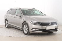 Volkswagen Passat B8 , Salon Polska, VAT 23%, Navi, Klimatronic, Parktronic,