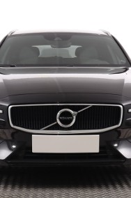 Volvo V60 II , Serwis ASO, Automat, VAT 23%, Skóra, Navi, Klimatronic,-2