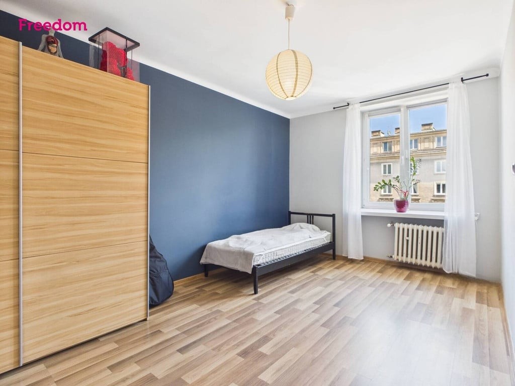 Centrum C, 2 pokoje 54,24 m², winda, piwnica, małopolskie