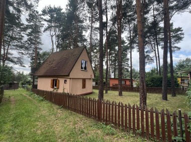 Domek letniskowy nad jeziorem (Boguchwałowice)-1