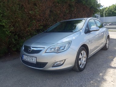 Auto ze Szwajcarii-1