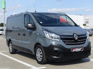 Renault Trafic-1