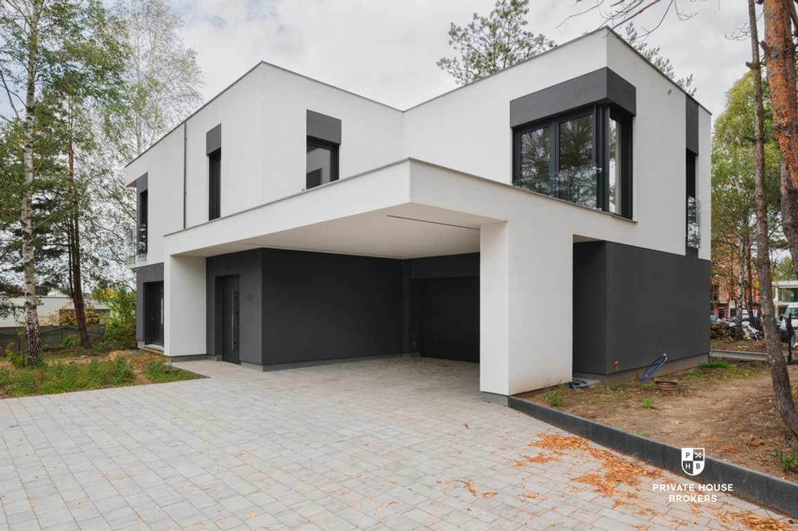 Dom na sprzedaż, 5 pokoi, 241 m², Częstochowa