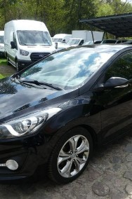 Hyundai i30 II 1,6 Crdi FIFA World Cup Edition R-Kamera Klimatronik Panorama dach-2