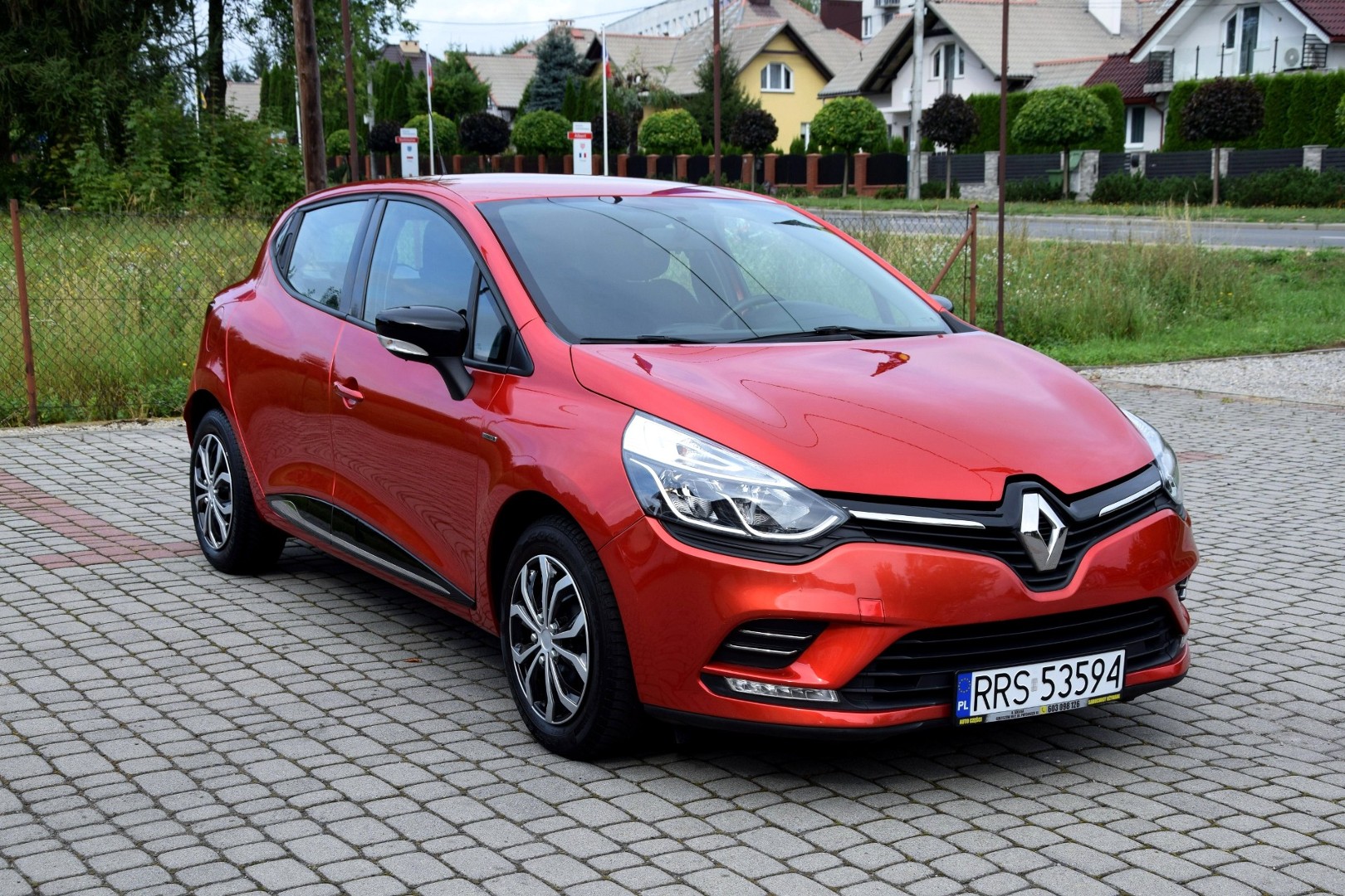 Renault Clio IV Benzyna Grudzień 2018 Rok Bardzo ładny