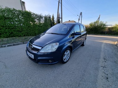 Cosmo 1.9CDTI,7osobowa bogato doinwestowana-1