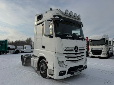 Mercedes-Benz Actros-1