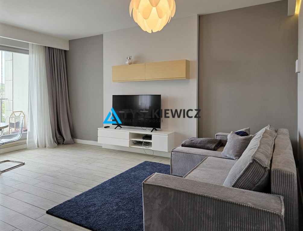 Mieszkanie na wynajem, 47 m² Redłowo, Legionów