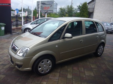 Salon PL-1