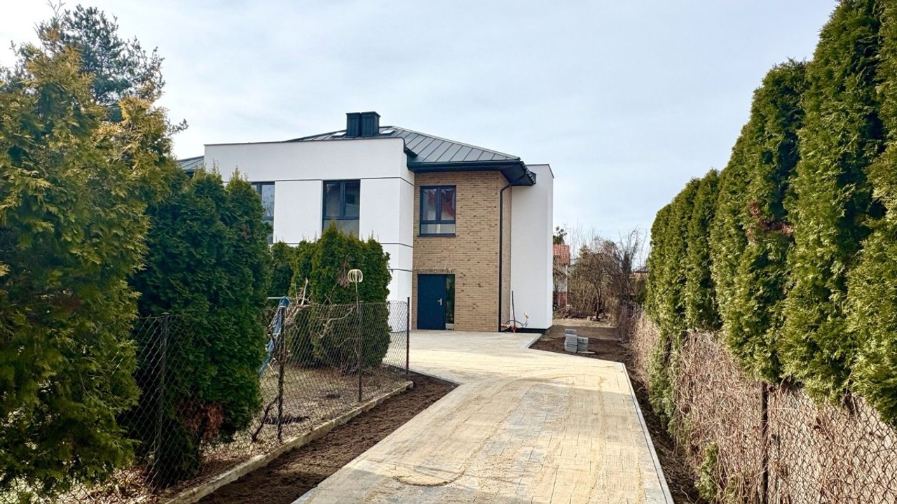 Dom na sprzedaż, 5 pokoi, 160 m², Piastów