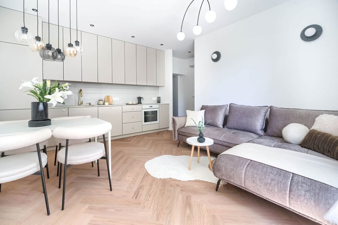 Mieszkanie jak dom | 3 pokoje I Ogród 70 m² | PKP 300 m | Po remoncie - Więcej