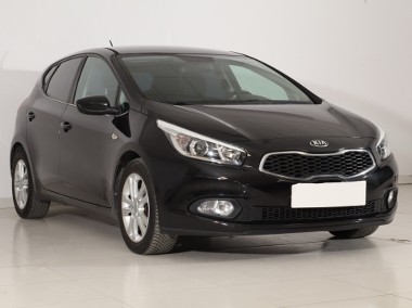 Kia Cee'd I , Klima, Parktronic, Podgrzewane siedzienia-1