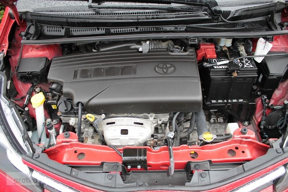 Toyota Yaris III 1 wł, krajowa, 1.33 99KM Gratka.pl