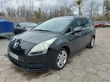 Peugeot 5008 I 2,0 HDI 150 KM 7 osobowy Grzane fotele Panoramadach