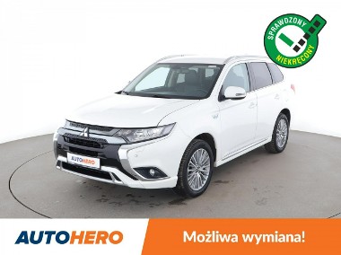 Mitsubishi Outlander III PHEV automat 4x4 kamera alcantara navi hak tempomat-1