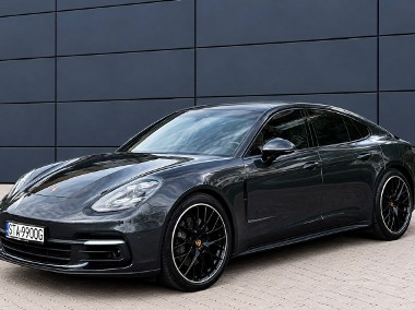 Porsche Panamera 4S-1