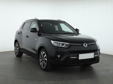 Ssangyong Tivoli I , Salon Polska, Serwis ASO, Skóra, Navi, Klimatronic,-1