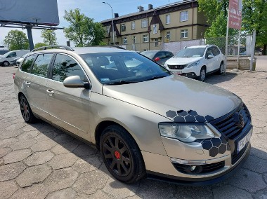 Volkswagen Passat B6 1,9 TDI 105 KM Grzane fotele Klimatronic Zarejestrowany-1