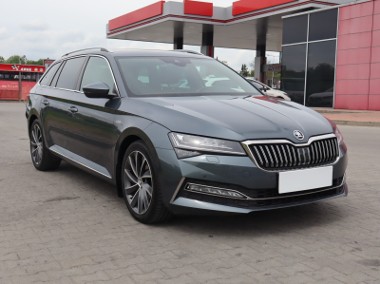 Skoda Superb III , 190 KM, Automat, Skóra, Klimatronic, Tempomat, Parktronic,-1