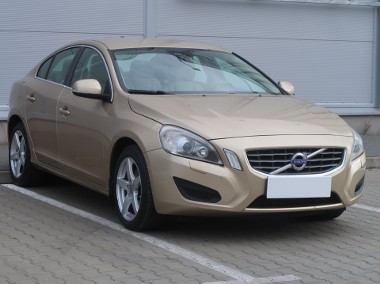 Volvo S60 II , Salon Polska, Automat, Xenon, Klimatronic, Tempomat,-1