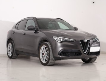 Alfa Romeo Stelvio , Salon Polska, Serwis ASO, Automat, Skóra, Navi, Xenon,