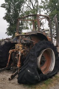 Zwrotnica prawa Massey Ferguson 8670 VT-2