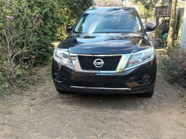 Nissan pathfiander R52-1