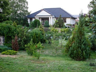 Dom Łowyń-1