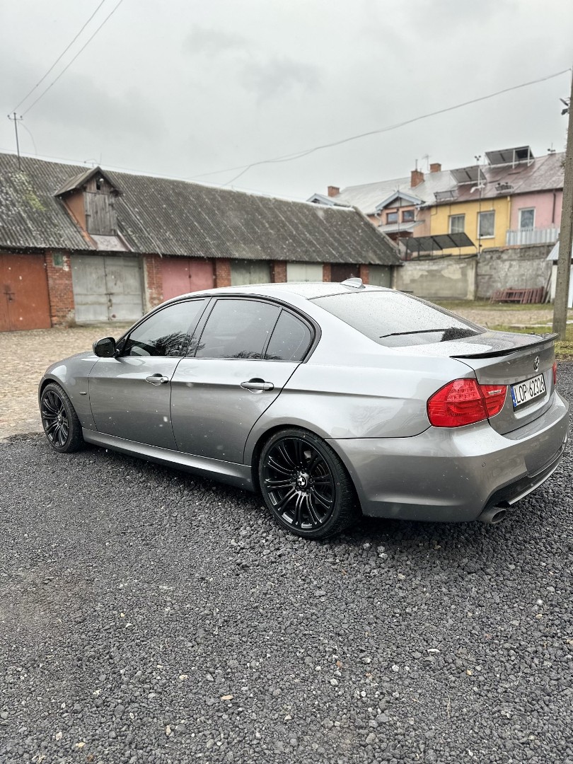 BMW SERIA 3 IV (E90/E91/E92/E93) BMW E90 M pakiet