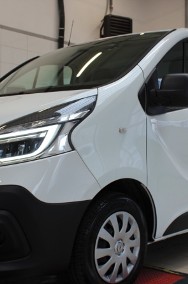 Renault Trafic-2