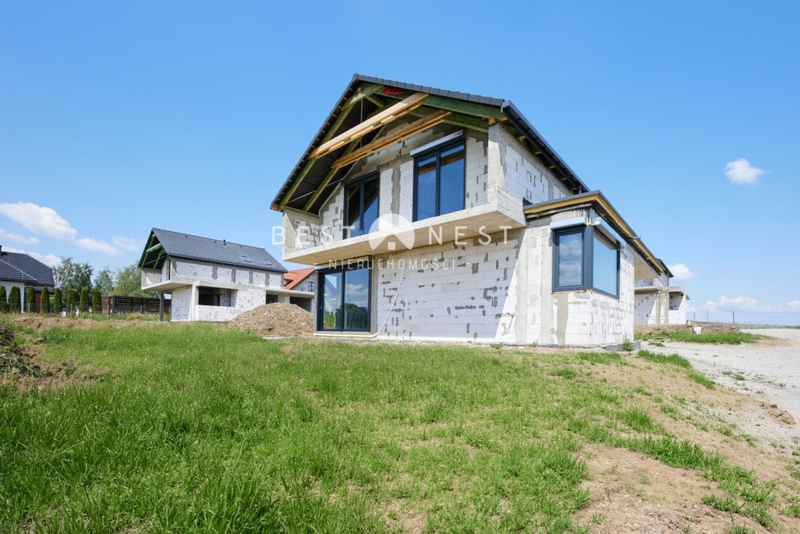 OSTATNI WOLNY DOM | WIDOK NA GÓRY