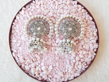 Kolczyki boho bohemian srebrny kolor perełki jhumki jhumka orientalne indyjskie-1