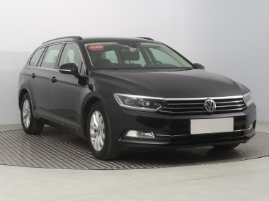 Volkswagen Passat B8 , Salon Polska, 1. Właściciel, VAT 23%, Navi, Klimatronic,-1