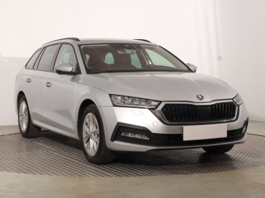Skoda Octavia IV , Salon Polska, Serwis ASO, Automat, VAT 23%, Klimatronic,-1